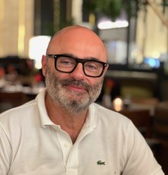 Image hover effect image